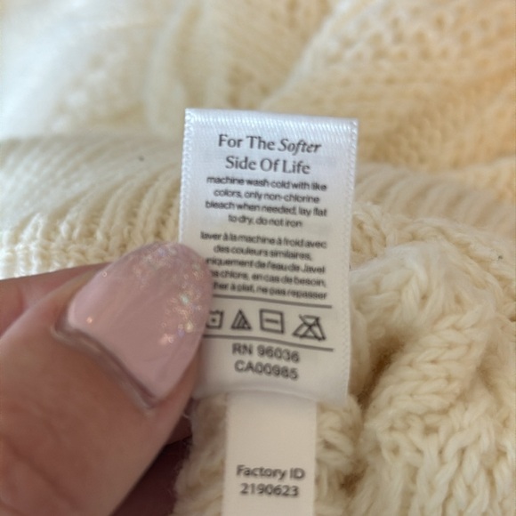 Eberjey Cream Cable Knit Pants Size Small - Picture 6 of 7